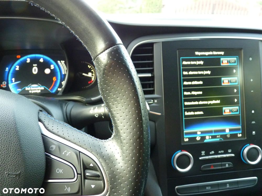 Renault Megane ENERGY TCe 130 GT LINE - 19