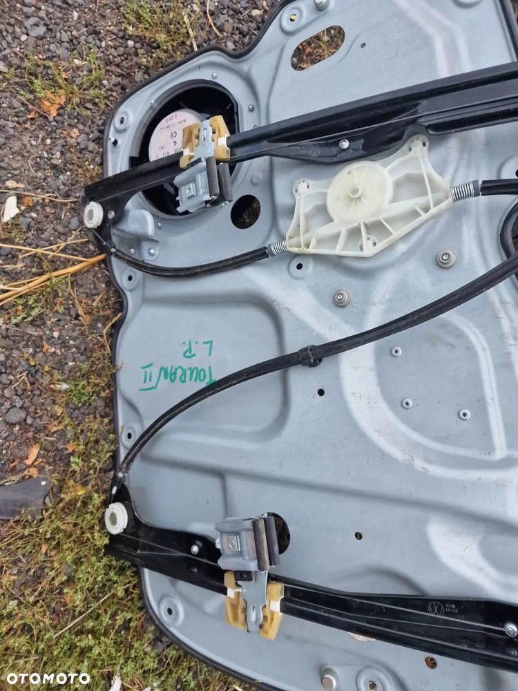 Podnosnik szyby lewy przod vw touran caddy 10-15 - 3