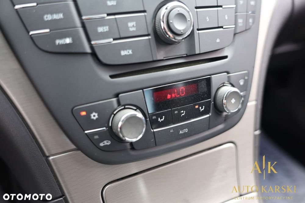 Opel Insignia - 29
