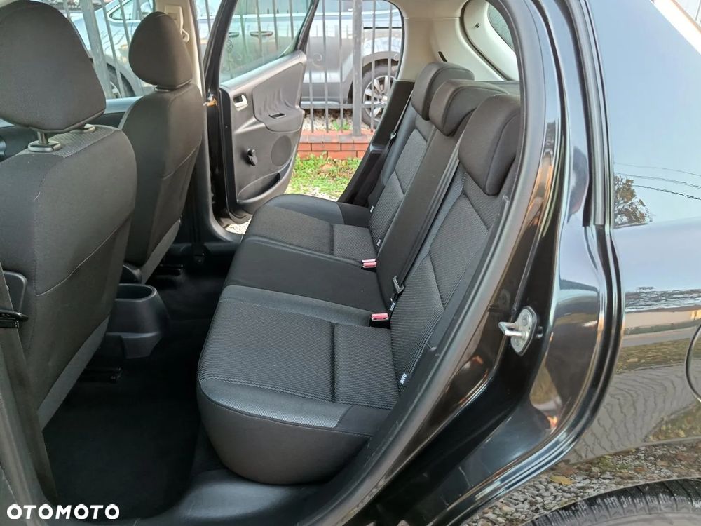 Peugeot 207 - 28