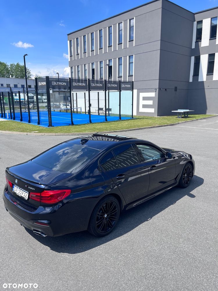 BMW Seria 5 530i xDrive M Sport Edition - 14
