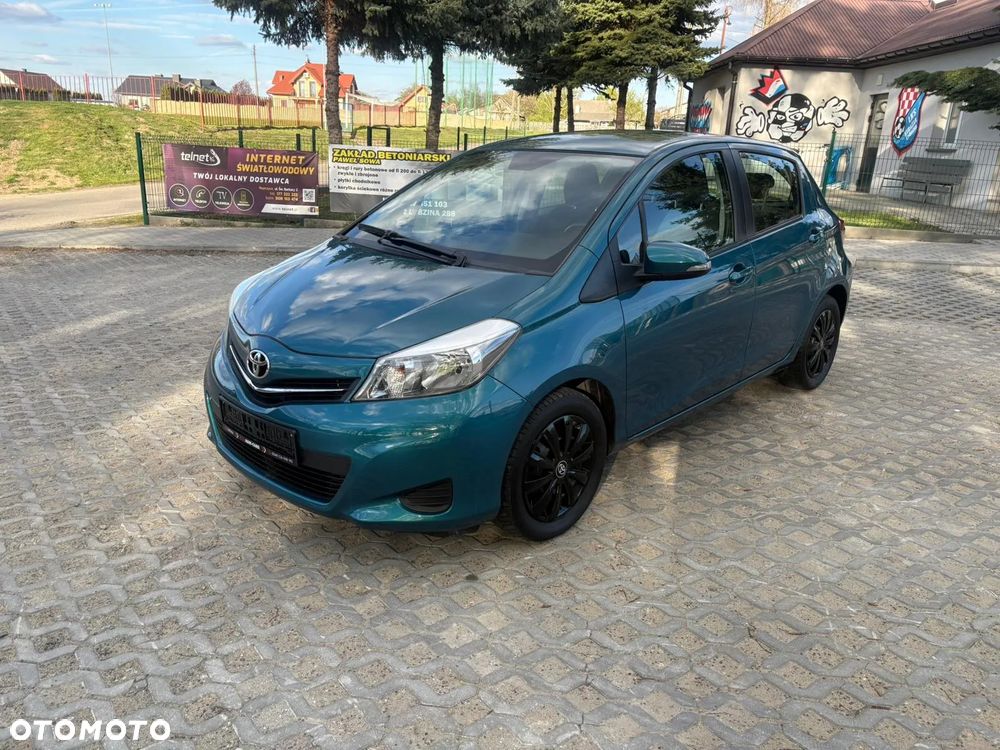 Toyota Yaris 1.33 VVT-i Lounge - 10