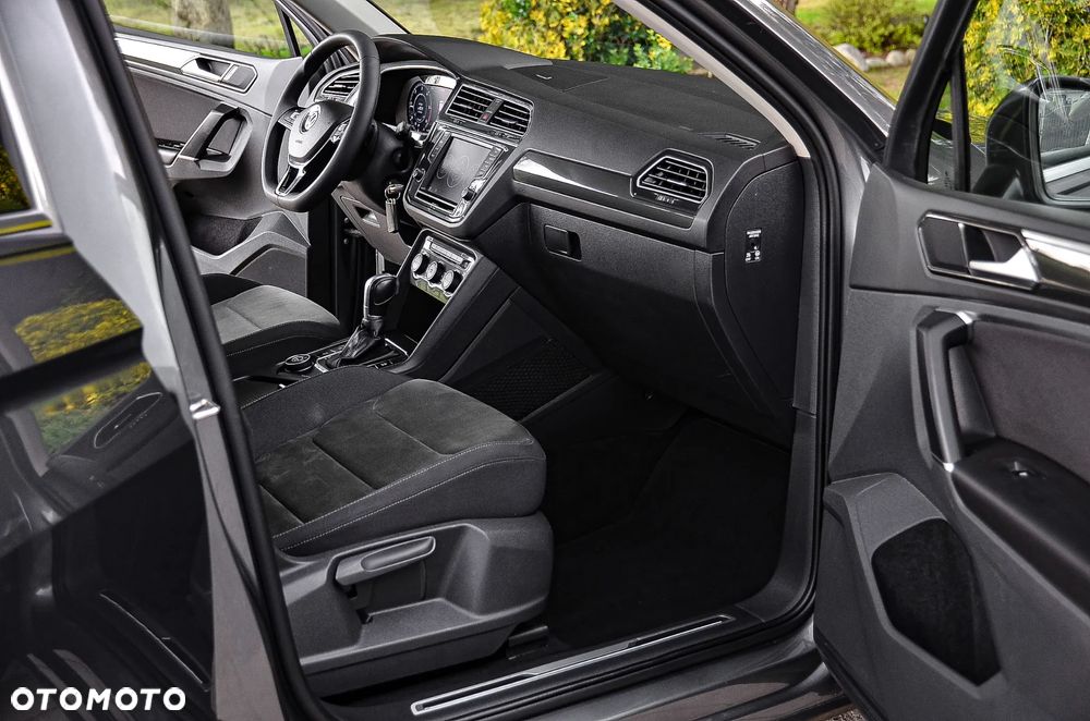 Volkswagen Tiguan - 30