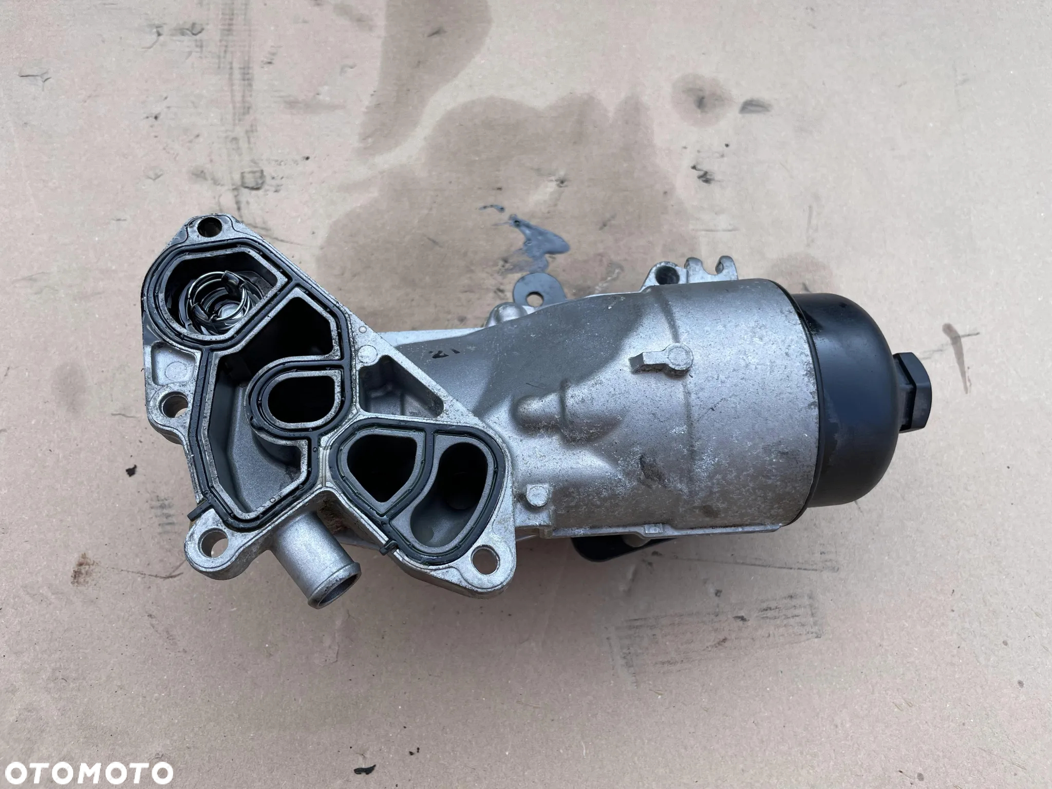 Obudowa filtra oleju + chłodniczka Ford Fiesta MK7 1.5 TDCI - 2
