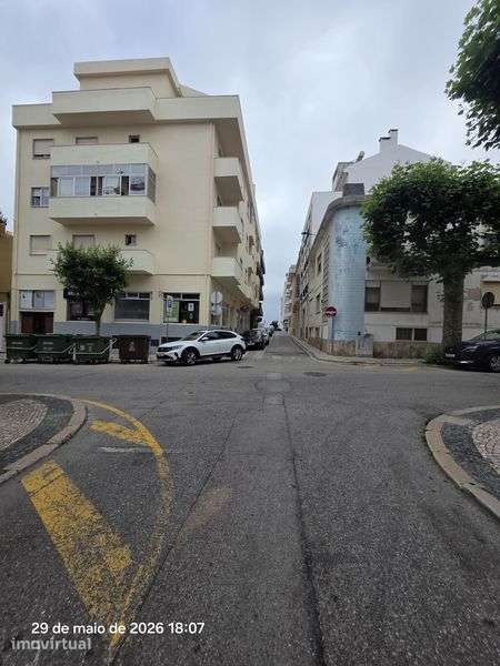 Prédio na Rua da Liberdade na Figueira da Foz - Grande imagem: 2/8