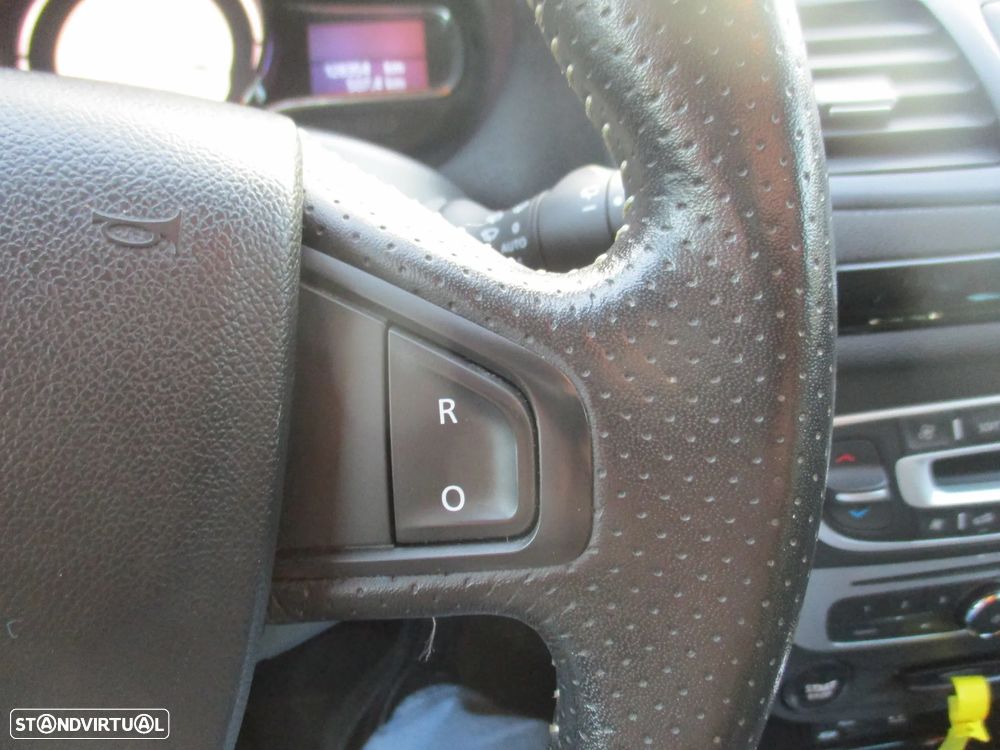 Renault Mégane Sport Tourer ENERGY dCi 110 Start & Stopp Bose Edition - 22