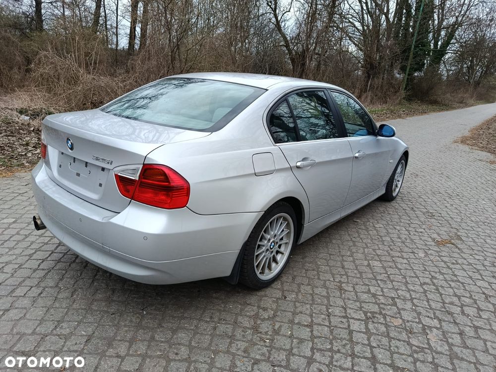 BMW Seria 3 325i - 5