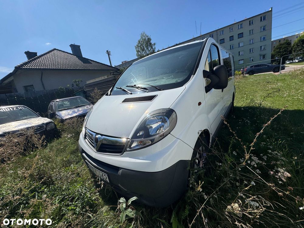 Opel Vivaro - 1