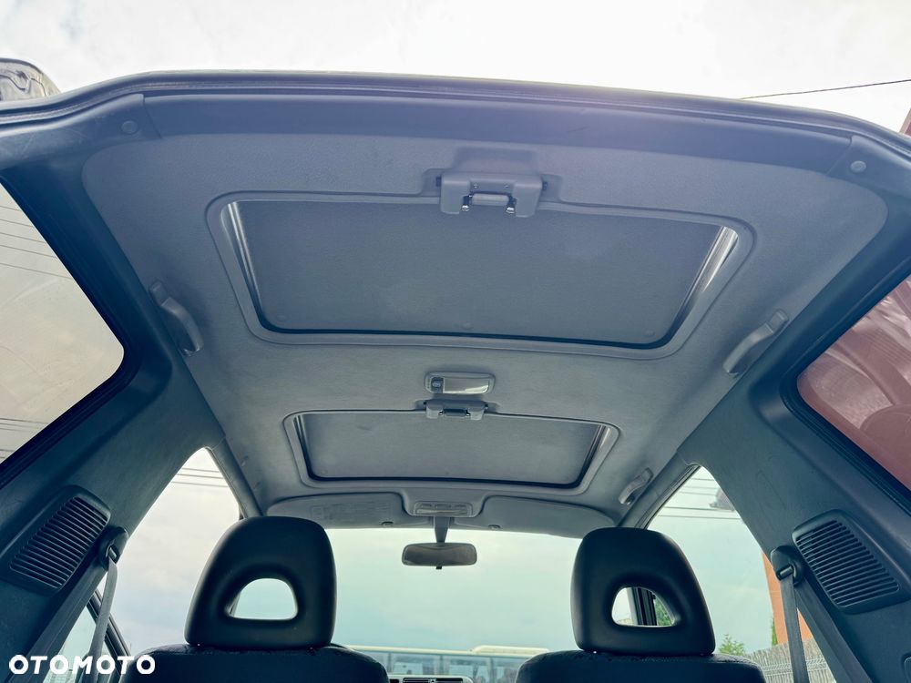 Toyota RAV4 2.0 - 25