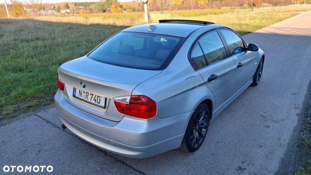 BMW Seria 3 320i - 15