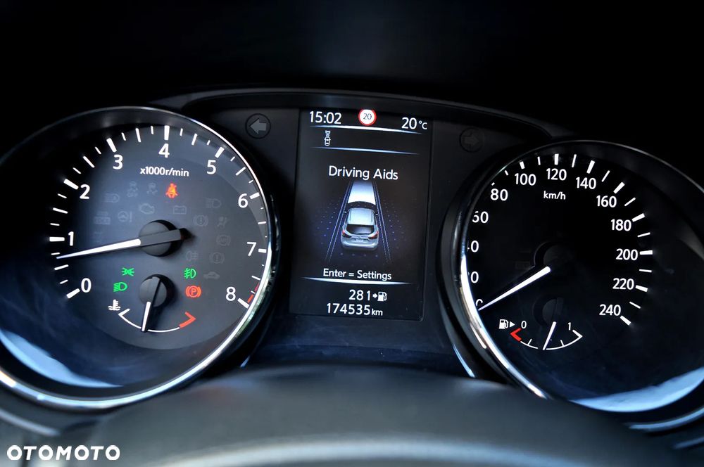 Nissan Qashqai 1.6 DIG-T N-Connecta - 32