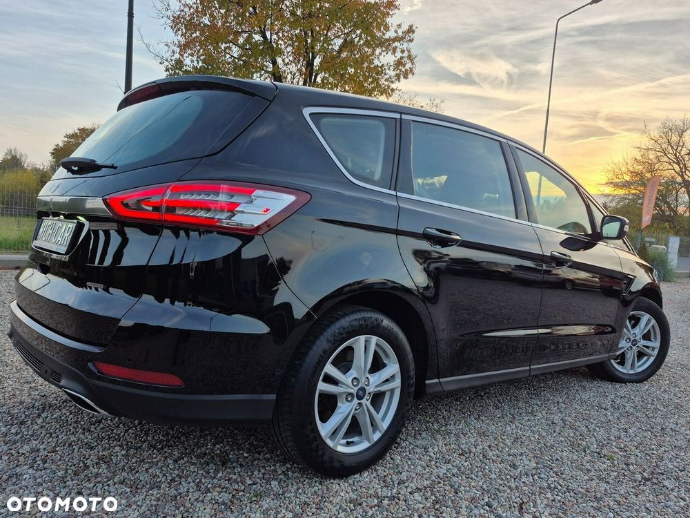 Ford S-Max - 26