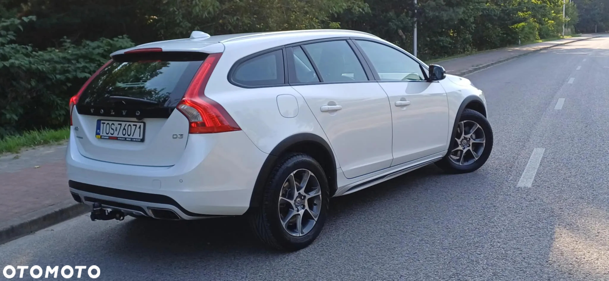 Volvo V60 Cross Country D3 Drive-E Momentum - 10