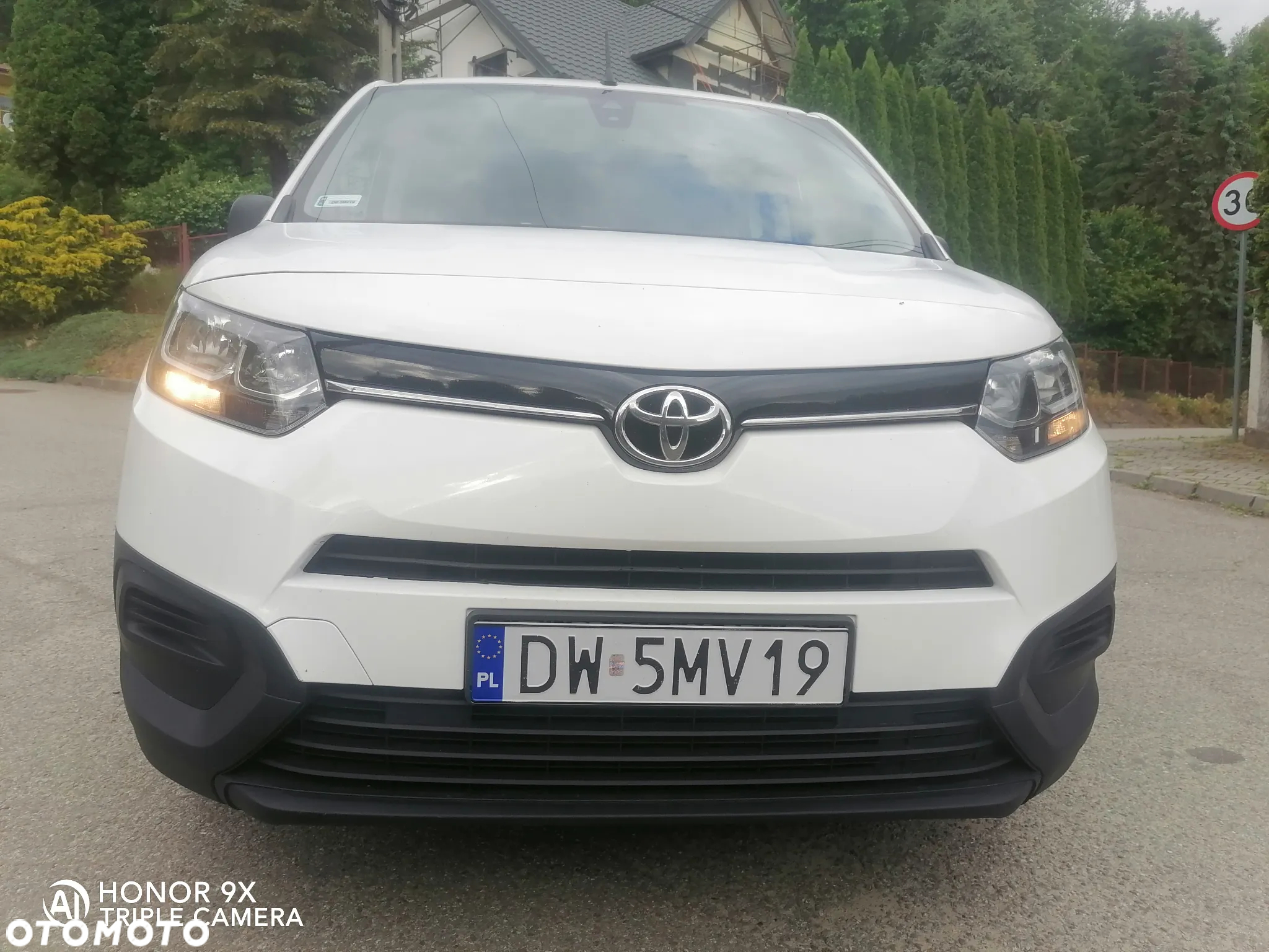 Toyota Proace City Verso Long 1.5 D-4D Family - 8