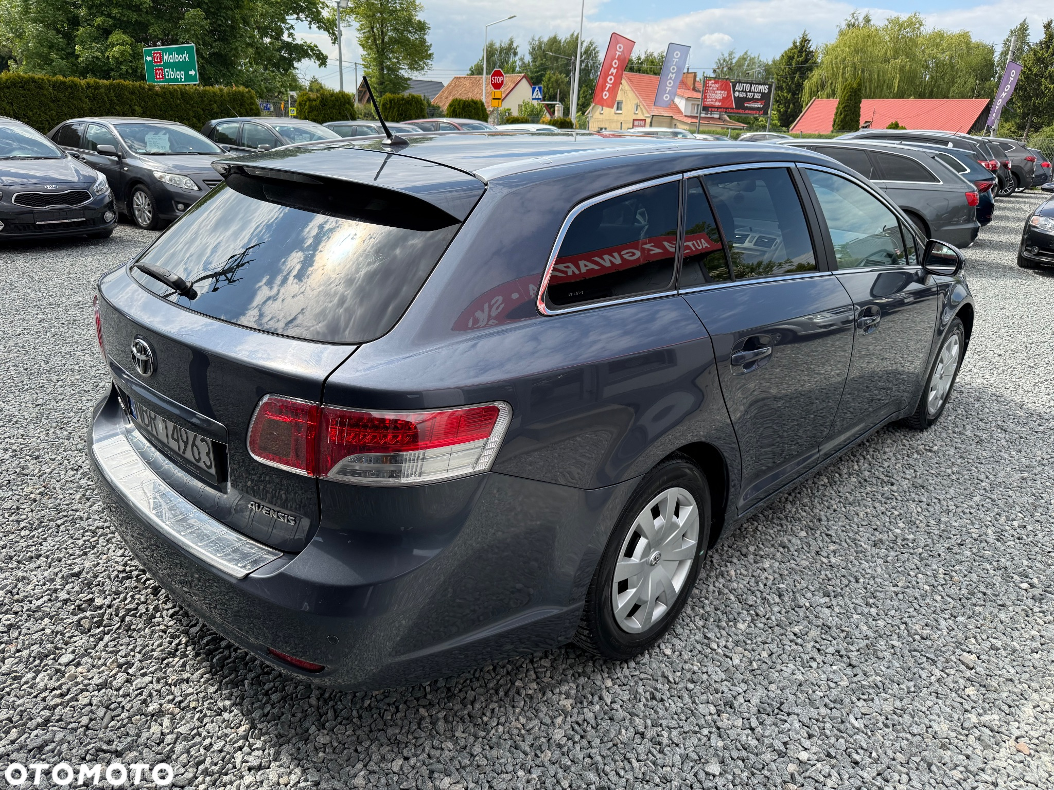Toyota Avensis 1.8 Sol NAVI - 30