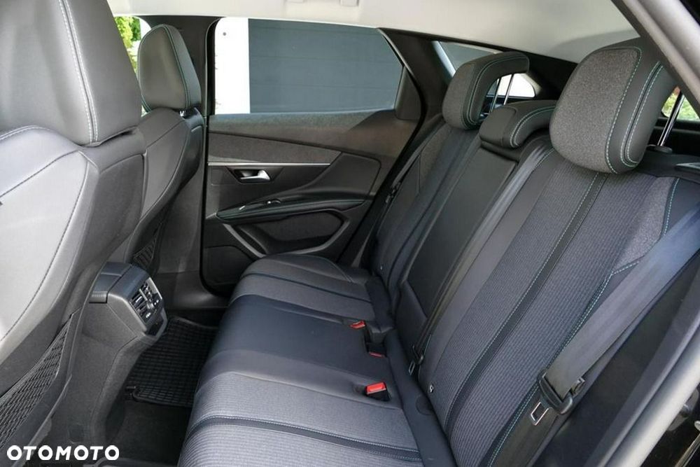 Peugeot 3008 1.2 PureTech GT S&S EAT8 - 33