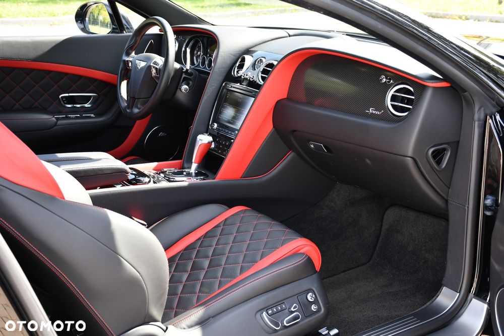 Bentley Continental GT - 16