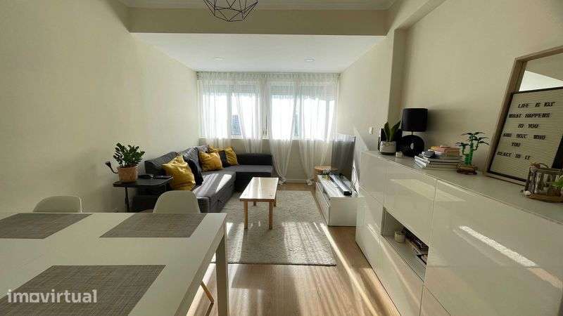 Apartamento T2 | Luz Natural | A 5 Minutos a Pé do Metro de Odivelas - Grande imagem: 5/10