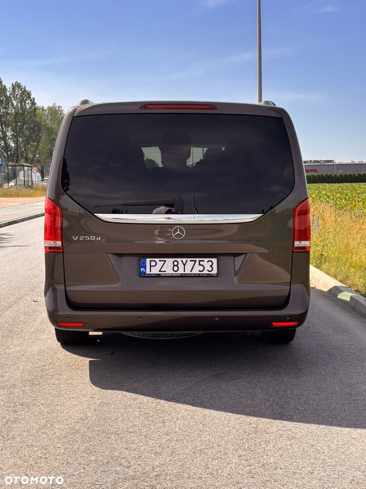 Mercedes-Benz Klasa V 250 (BlueTEC) d Avantgarde 7G-Tronic (d³ugi) - 10