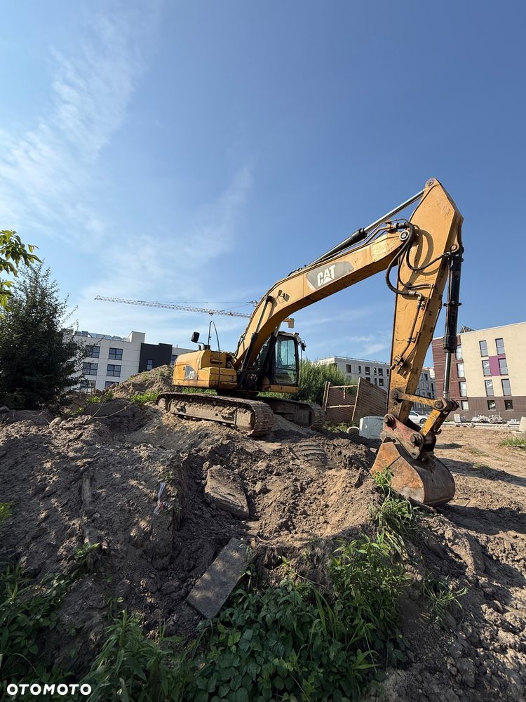 Caterpillar 320 - 2