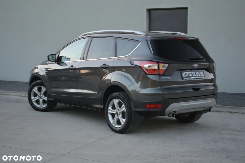 Ford Kuga - 16