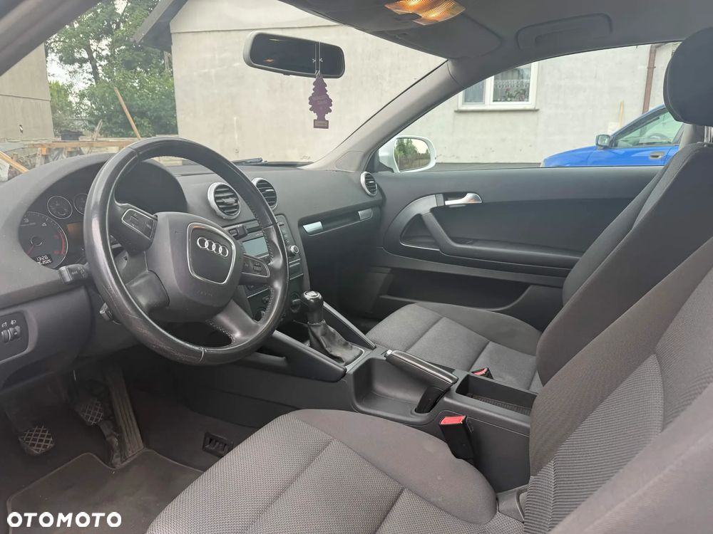 Audi A3 3-drzwiowe 1.6 TDI 99g DPF - 9