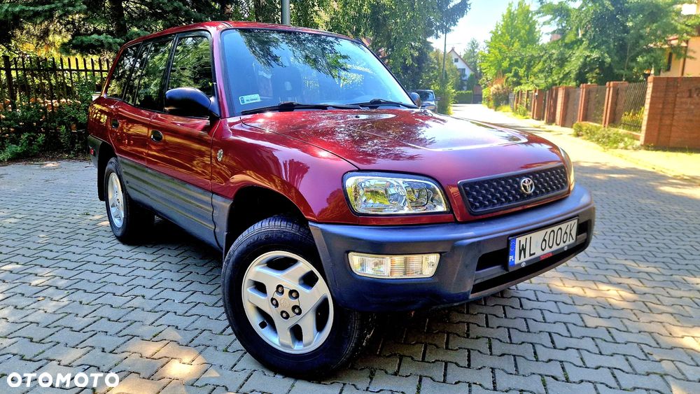 Toyota RAV4 2.0 - 7