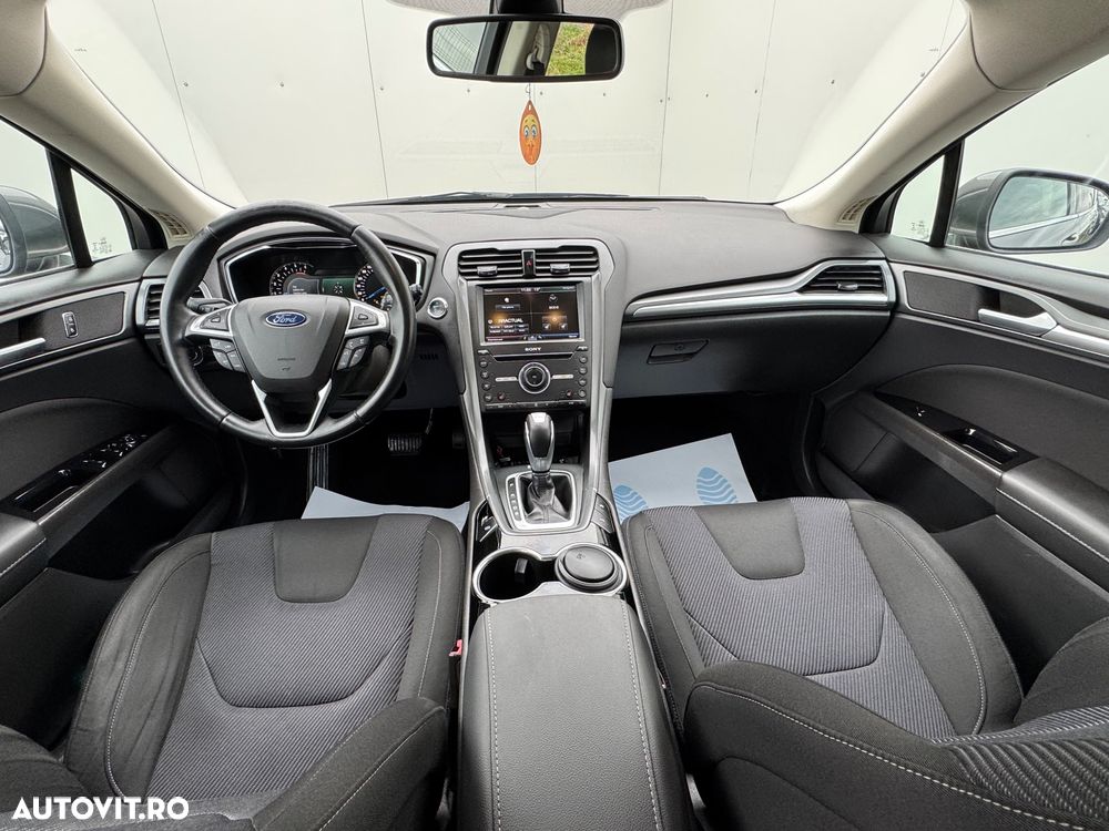 Ford Mondeo 2.0 TDCi Powershift Business - 9