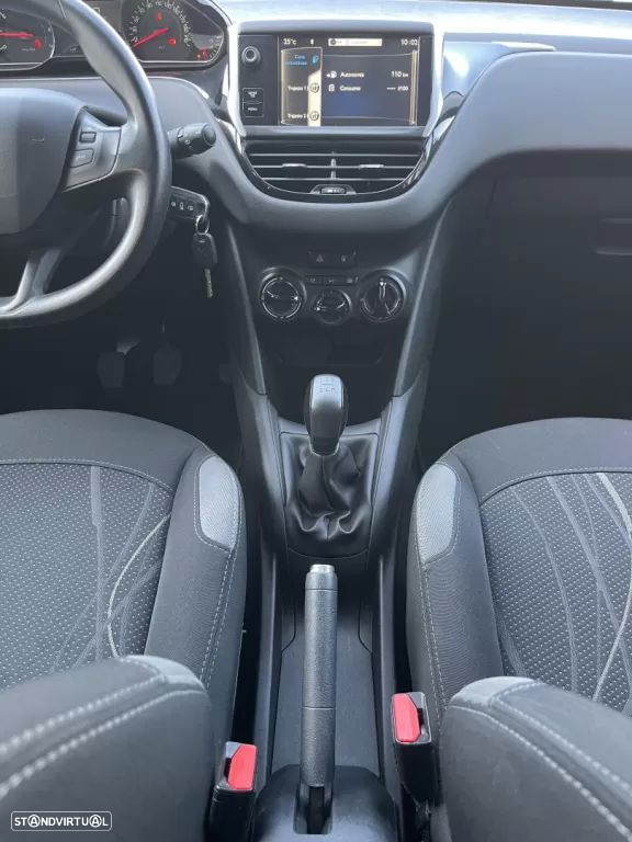 Peugeot 208 82 VTI Style - 24