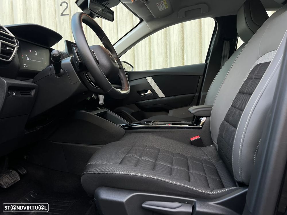 Citroën C4 X 1.2 Hybrid Plus e-DSC6 - 34