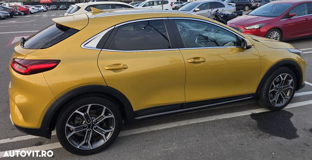 Kia XCeed 1.5 T-GDI 7DCT Style+ - 4