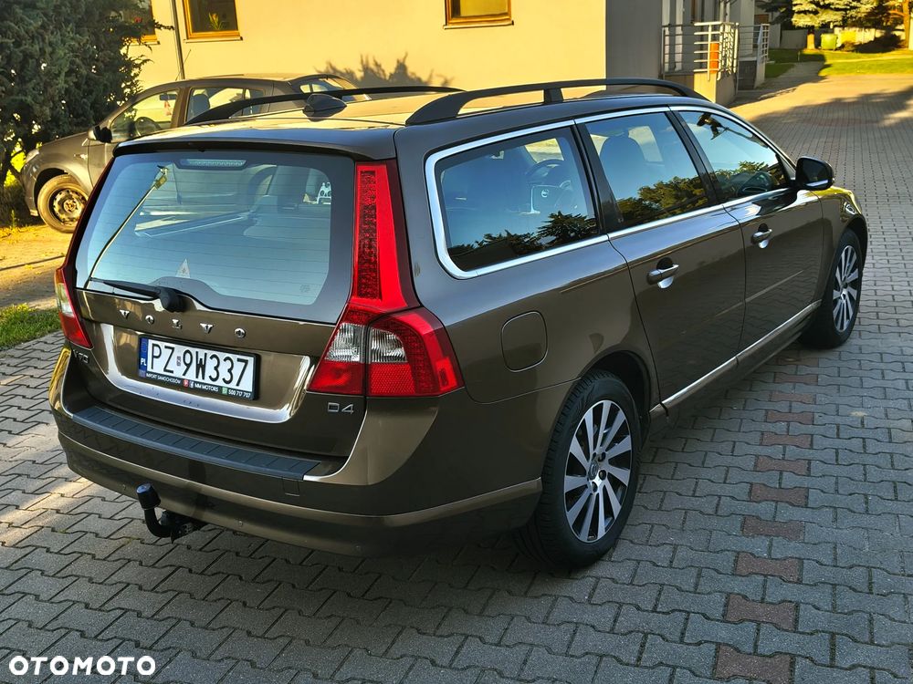 Volvo V70 D4 Summum - 9