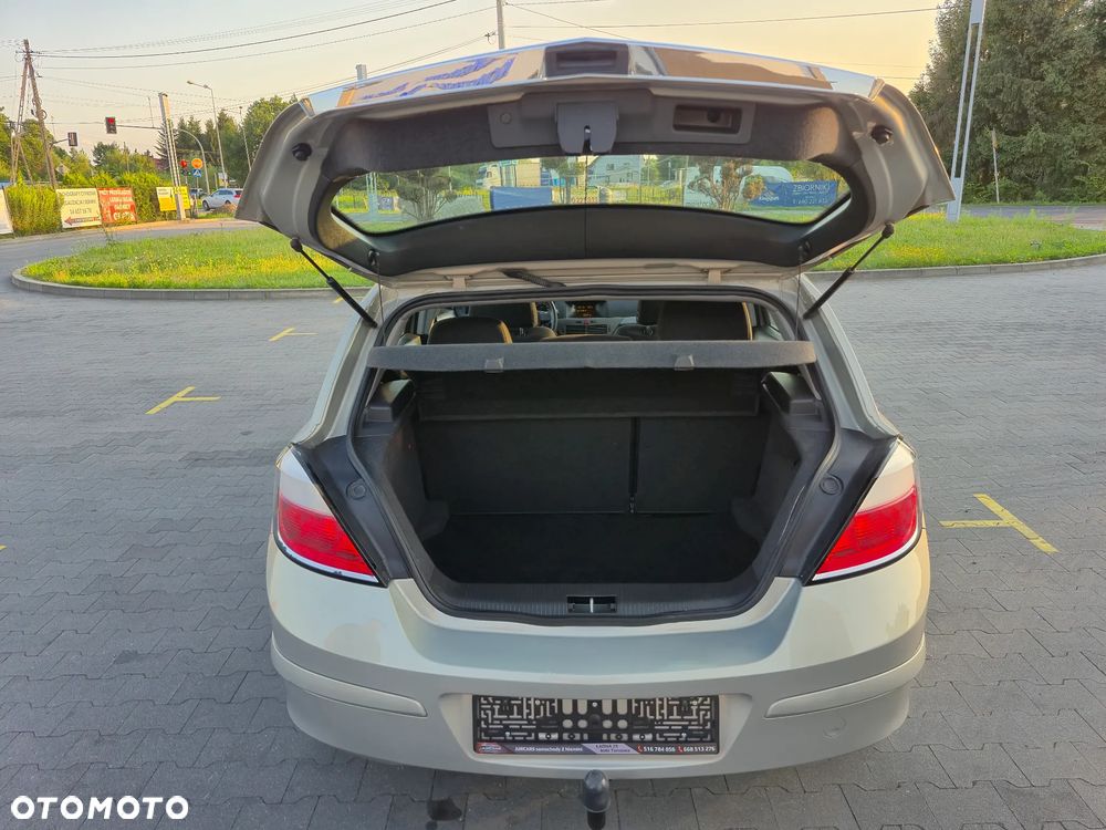 Opel Astra 1.6 - 12