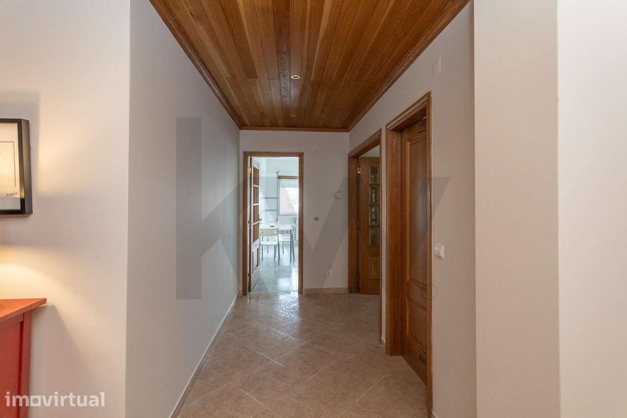 Apartamento T2 Contemporâneo com Arrecadação 52m2 – Quinta das Amoreir - Grande imagem: 3/28