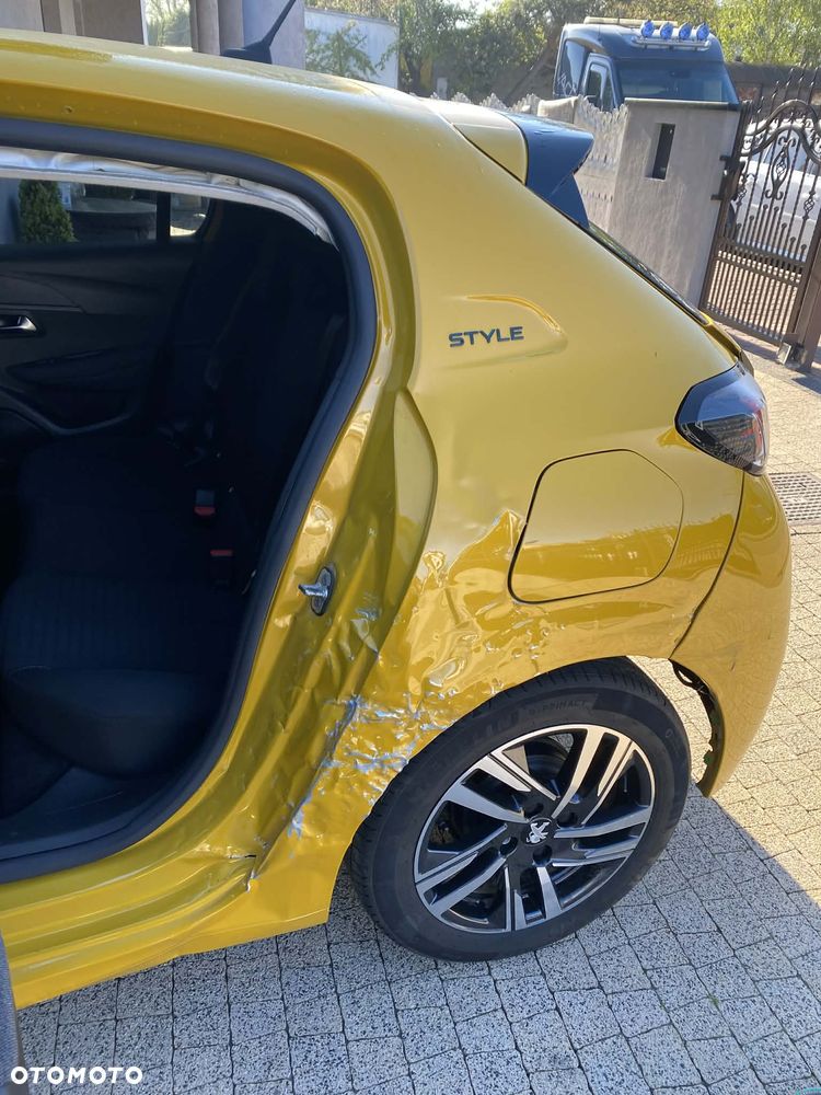 Peugeot 208 PureTech 75 Allure - 31