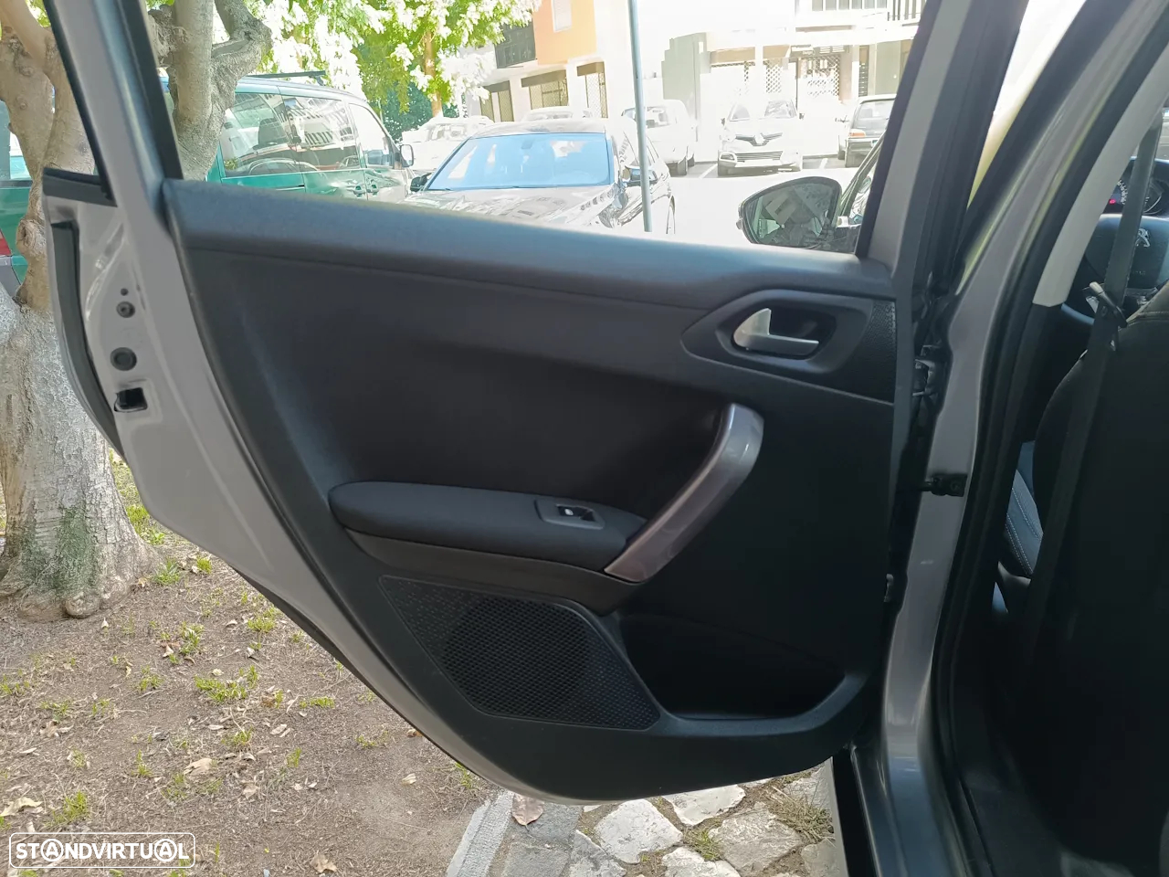 Peugeot 2008 82 e-VTI ETG5 Active - 16