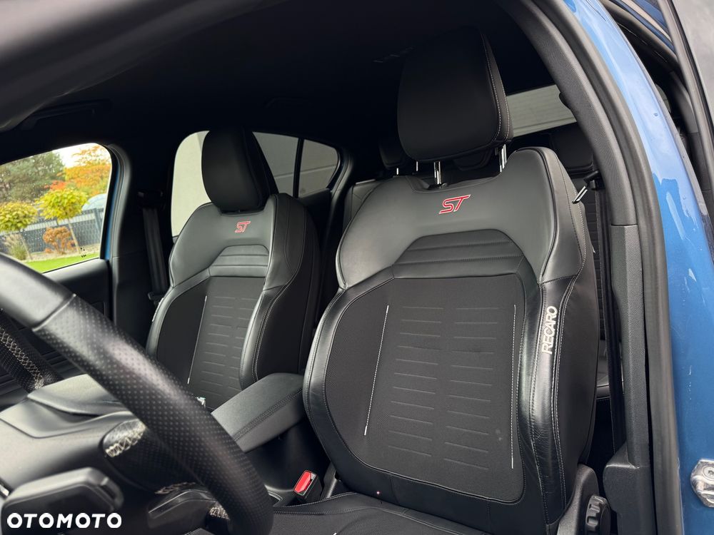 Ford Focus 2.3 EcoBoost S&S ST Edition - 25