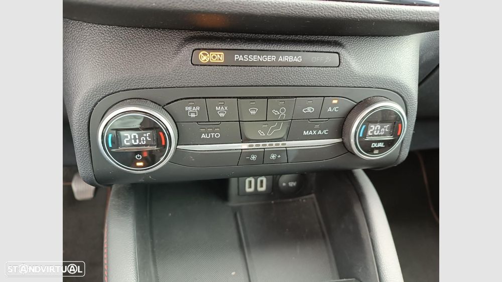 Ford Kuga 1.5 EcoBoost ST-Line - 14