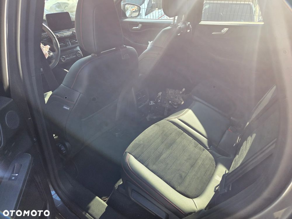 Ford Kuga 2.5 Duratec PHEV ST-LINE X - 9