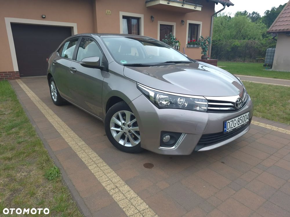 Toyota Corolla 1.6 Valvematic Comfort - 1