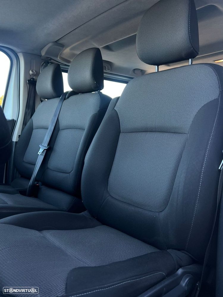 Renault Trafic 2.0 Blue dCi L1H1 - 24