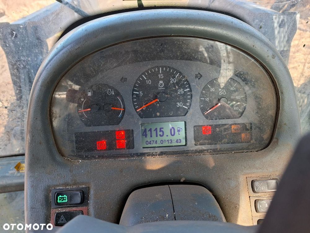 Tatra N123 4X4 + Čelní Nakladač - 30