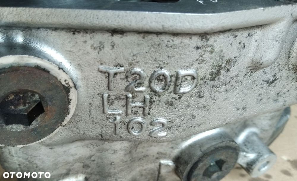 Subaru Outback Legacy IV 2.0 D głowica silnika prawa - 6