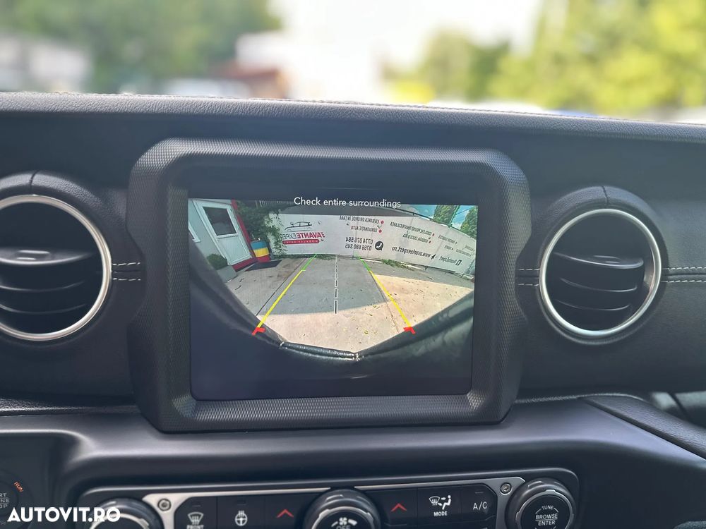 Jeep Wrangler 2.0 4xe AT8 PHEV Sahara - 27