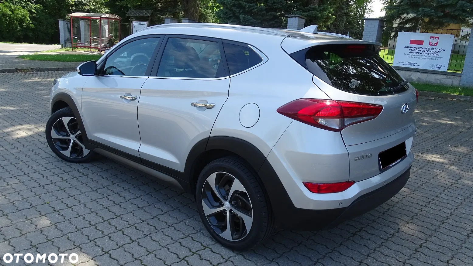 Hyundai Tucson 1.7 CRDI BlueDrive Style 2WD - 4