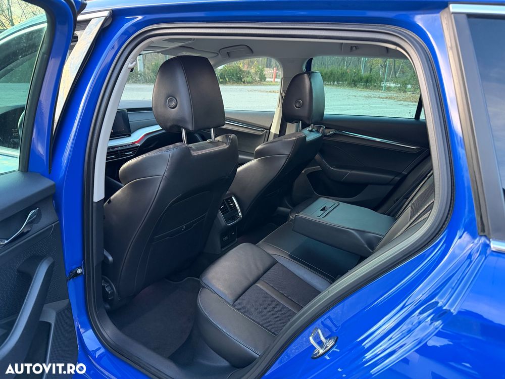 Skoda Octavia 2.0 TDI STYLE DSG - 7