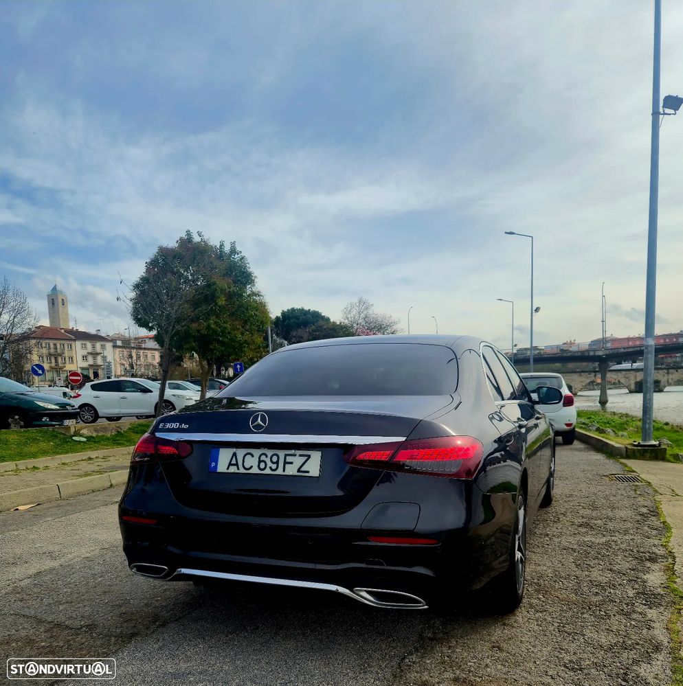 Mercedes-Benz E 300 de AMG Line - 5