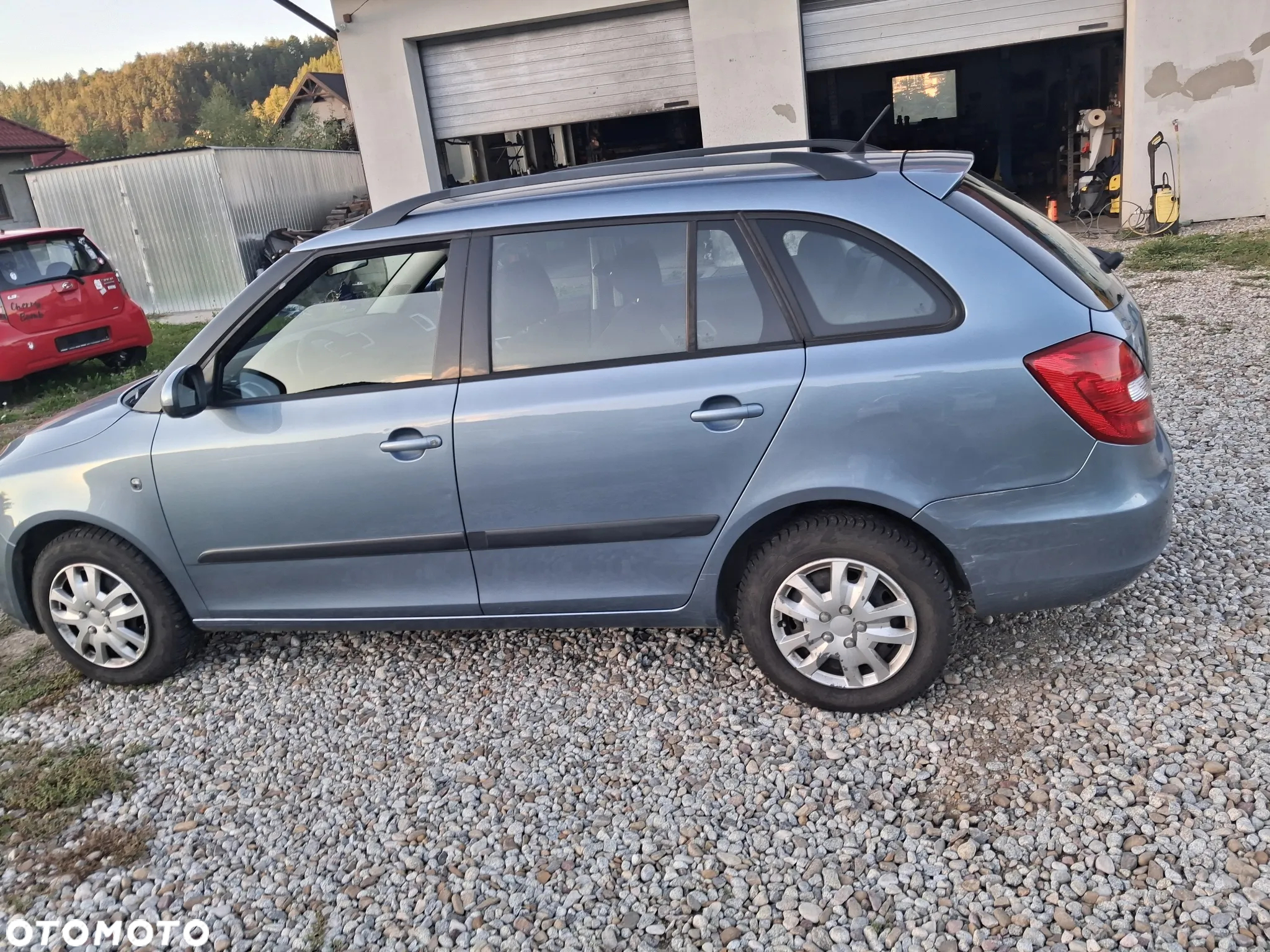 Skoda Fabia - 10