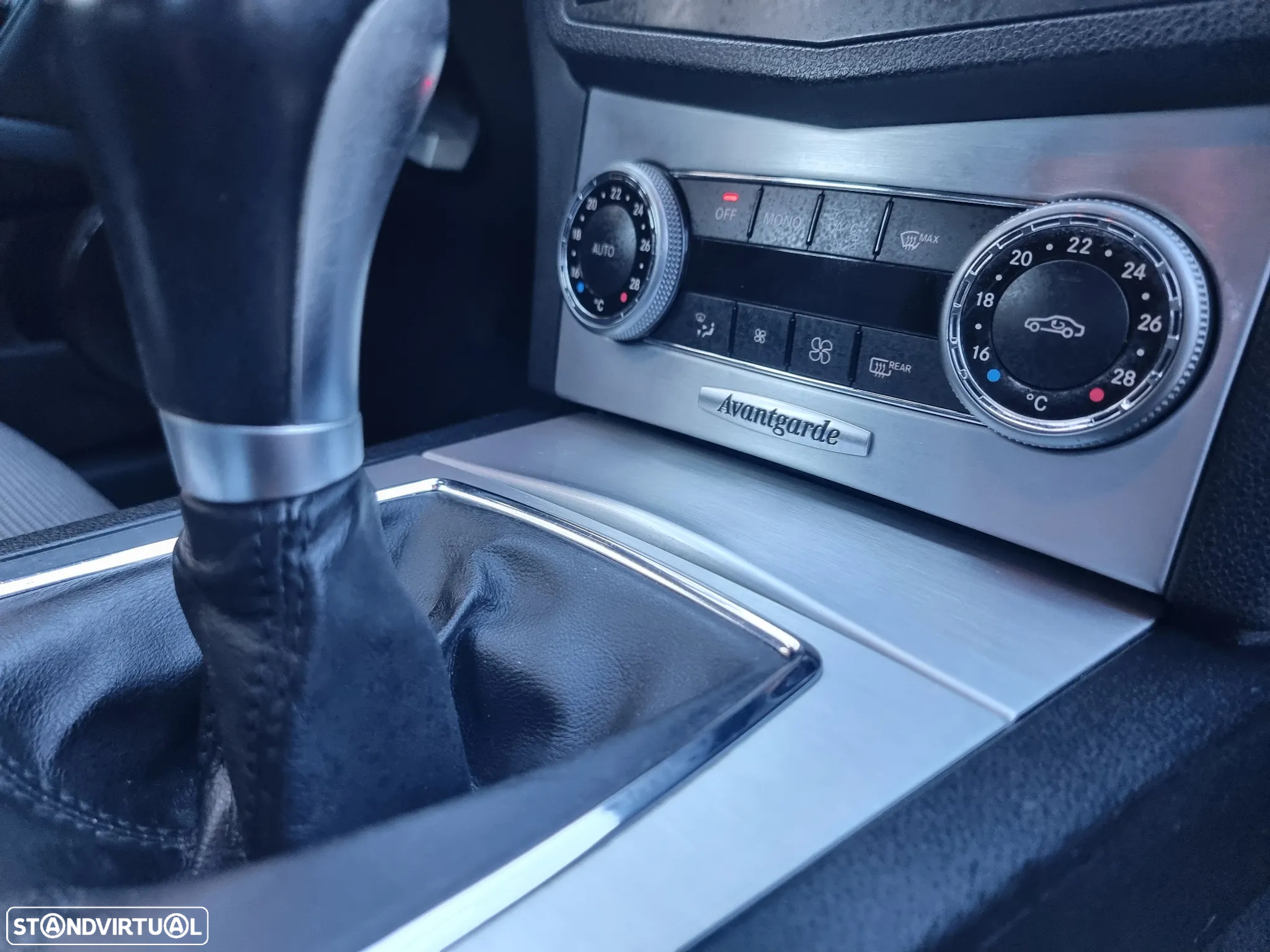 Mercedes-Benz C 220 CDi Avantgarde BlueEfficiency - 25