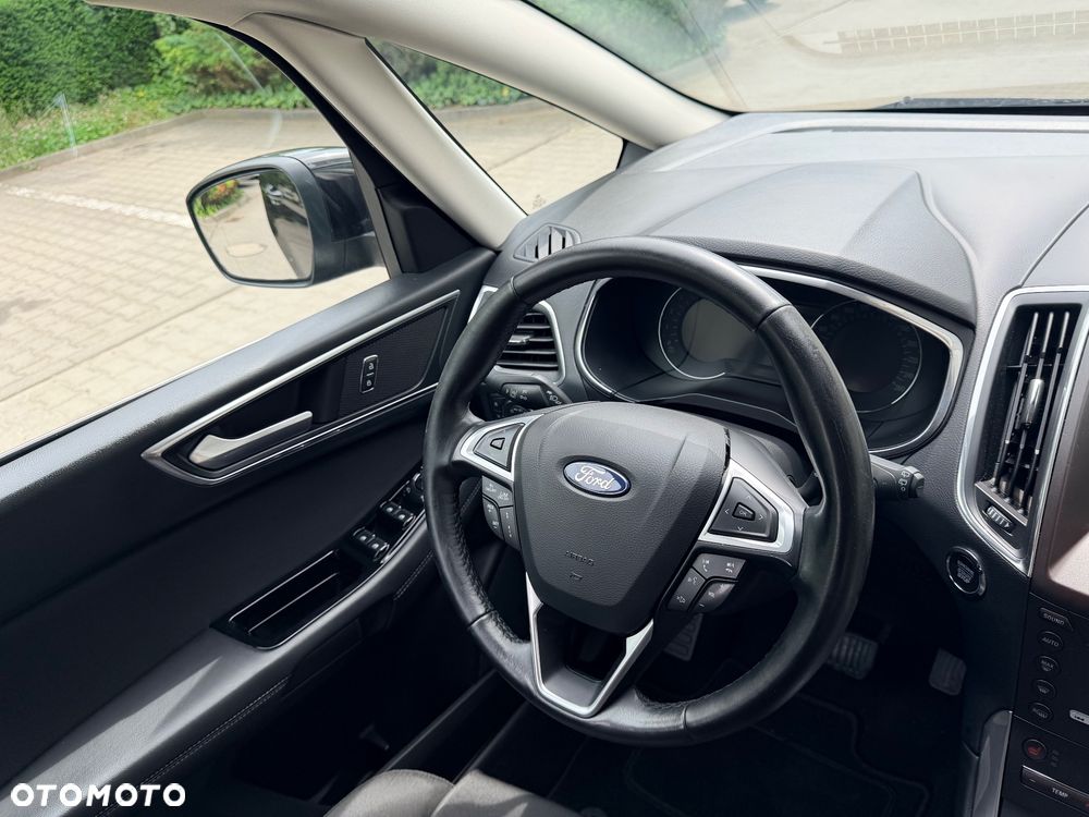 Ford S-Max - 30